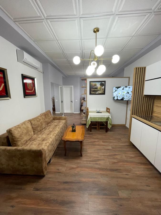 Gold House Durres Apartamento Exterior foto