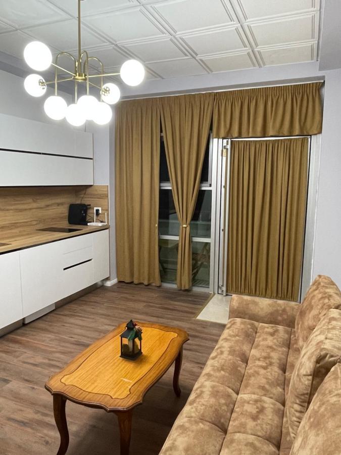 Gold House Durres Apartamento Exterior foto